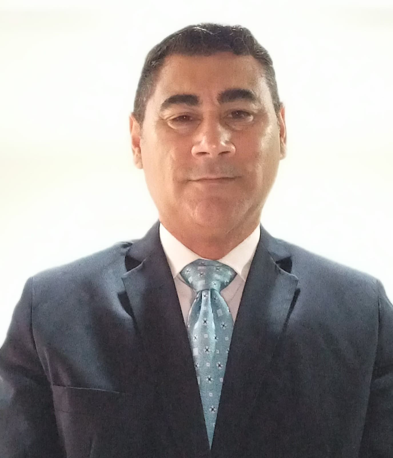 Retrato de Helio Mendes da Silva, advogado trabalhista e previdenciário